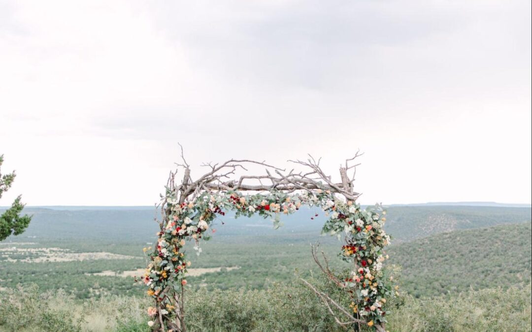 What to Look for When Choosing Your Destination Wedding Venue in Santa Fe