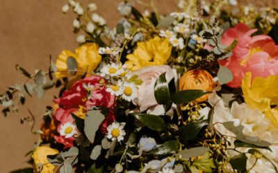 Bold and Beautiful: Top Spring Wedding Color Palettes for 2025